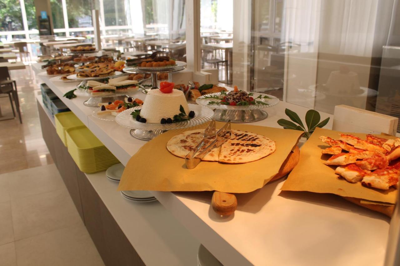 Hotel Vernel Rimini Ngoại thất bức ảnh