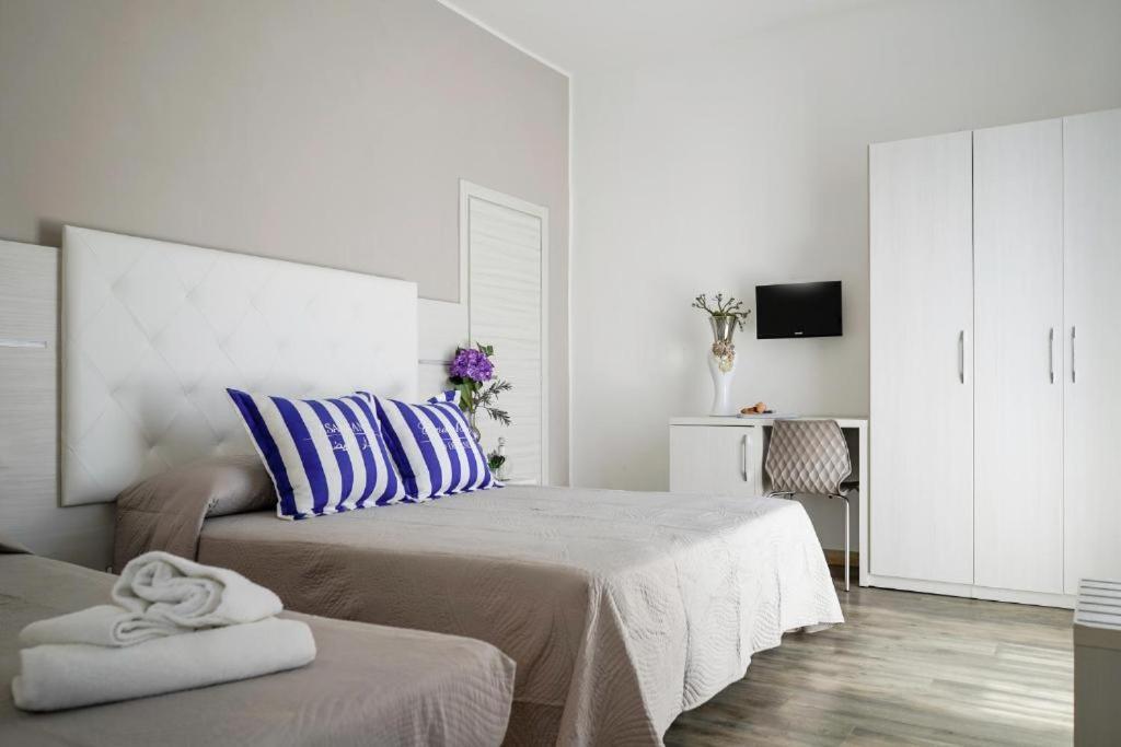 Hotel Vernel Rimini Ngoại thất bức ảnh