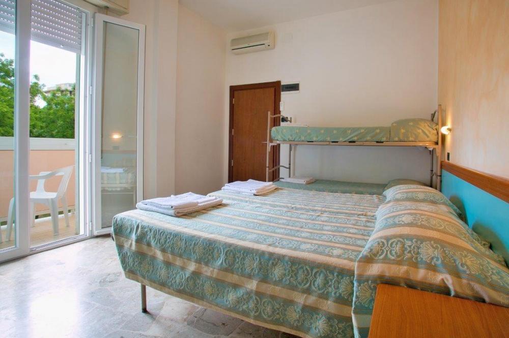 Hotel Vernel Rimini Ngoại thất bức ảnh